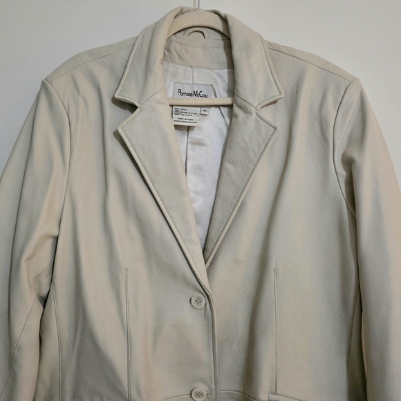 Women's Creme Tailored Leather Blazer Size 2X - Picture 4 of 14